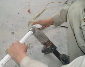 黄骅漏水维修电话